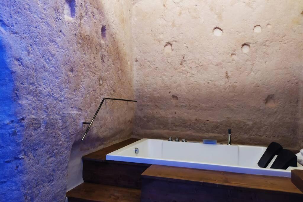 Fornaci 46 Sassi Con Idromassaggio Villa Matera Exterior foto
